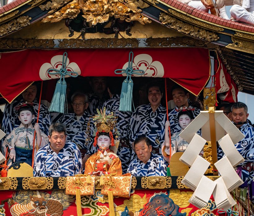 18年祇園祭前祭山鉾巡行 長刀鉾 Kyoto Tripは京都に関する記事を発信する情報メディアです